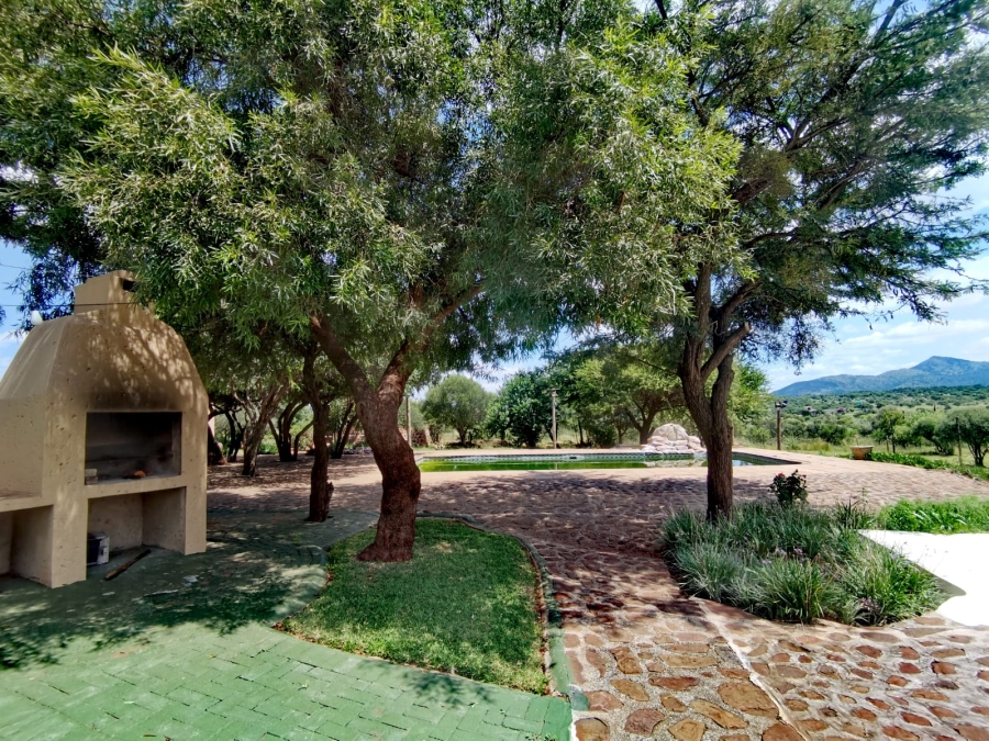 Commercial Property for Sale in Kraalhoek A H North West